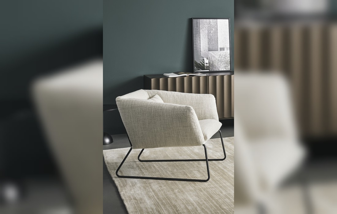 Кресло модель Nikos от фабрики  Bonaldo