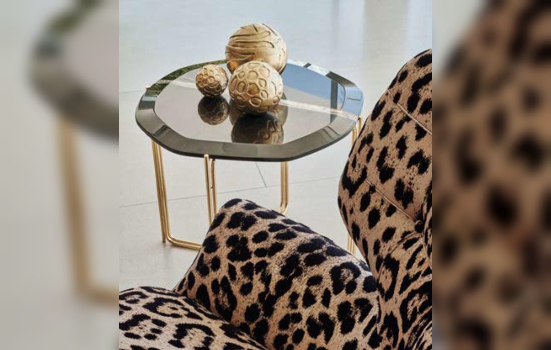 Кресло Maclaine от фабрики Roberto Cavalli Home