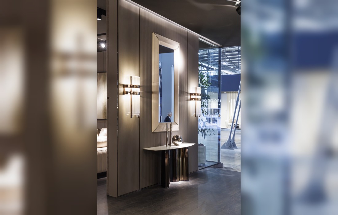 Консоль из мрамора Calacatta модель Manhattan фабрики DV Home