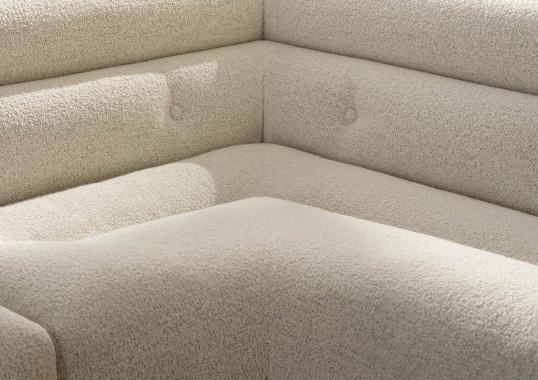 Диван модель Coupé от Minotti