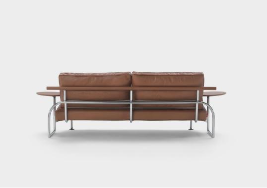 Диван в обивке кожа модель Ginger от фабрики Flexform