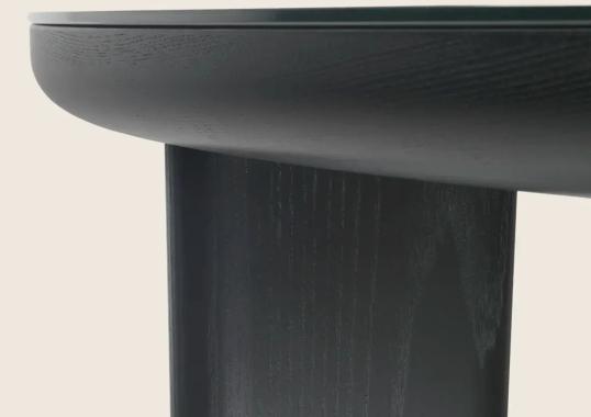 Стол обеденный модель Arnold от Flexform