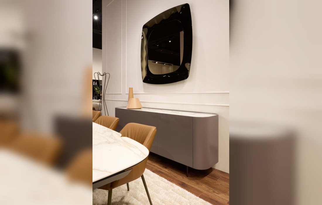 Буфет модель Clyde от фабрики Tonin Casa