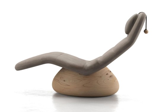 Шезлонг модель Totemica от фабрики Riva 1920