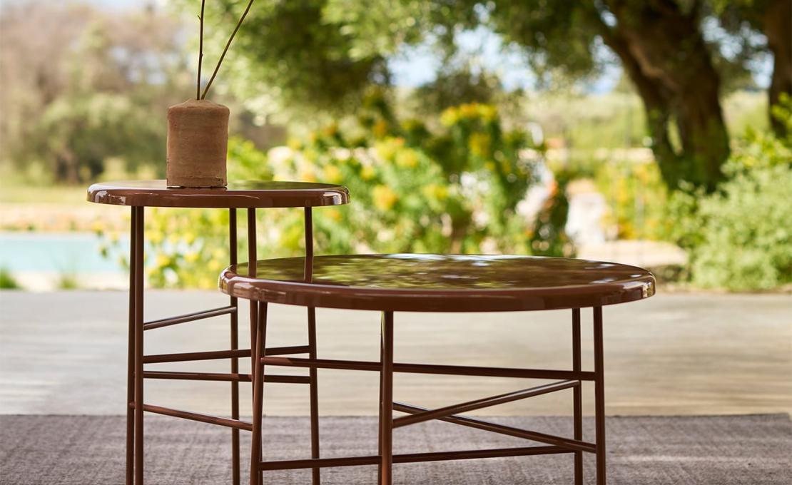 Уличный журнальный столик от фабрики Exteta модель 10TH Star Low