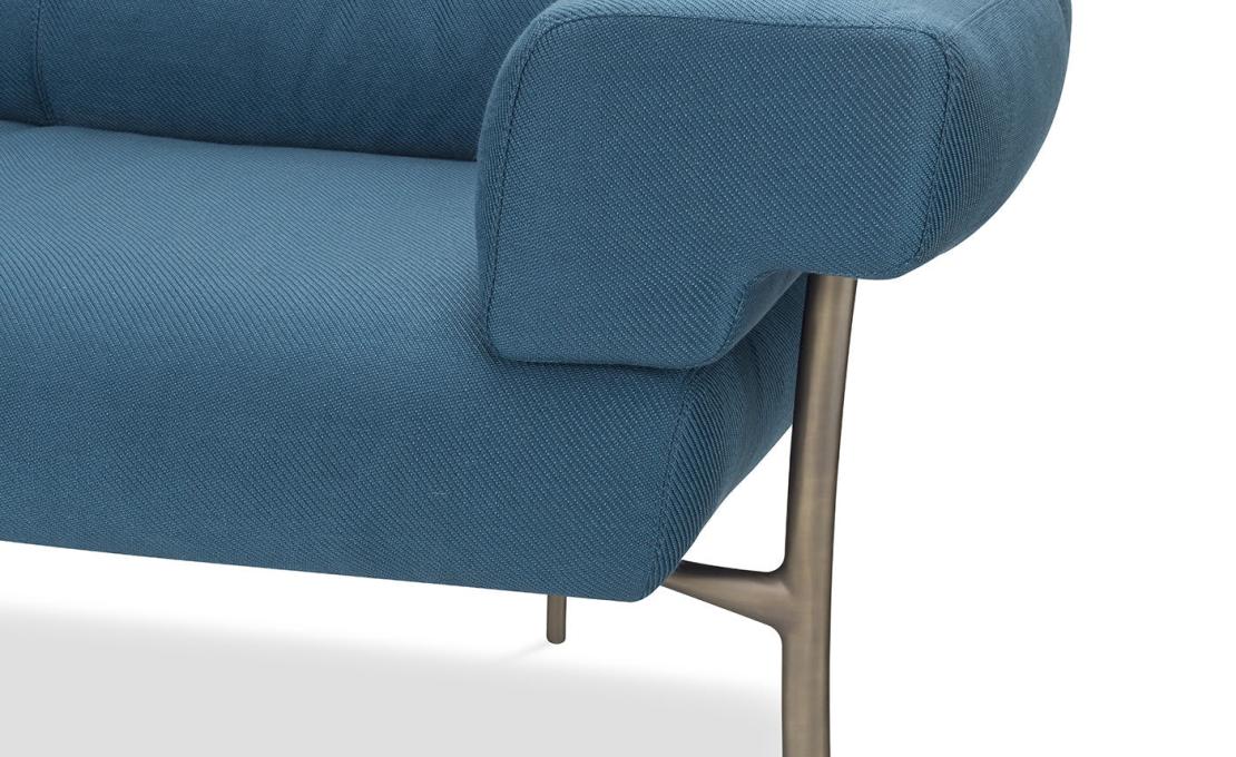 Диван от фабрики Ghidini 1961 модель 3 Katana