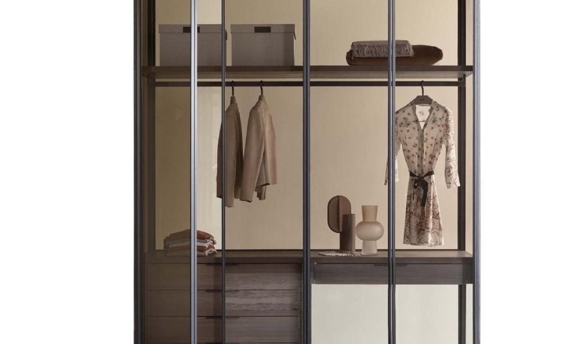 Шкаф от фабрики Lema модель Tian Walk-in Closet
