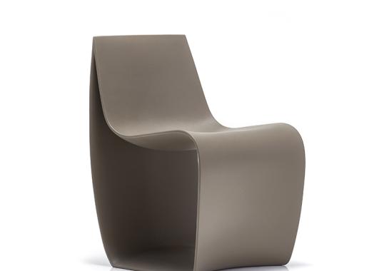 Стул от фабрики MDF Italia модель F0517 SIGNMATT