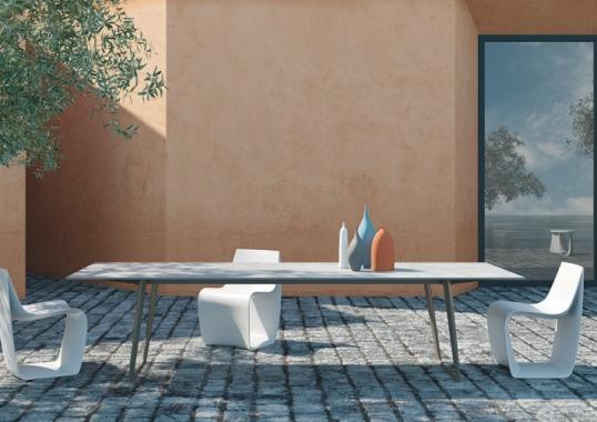 Стул от фабрики MDF Italia модель F0517 SIGNMATT