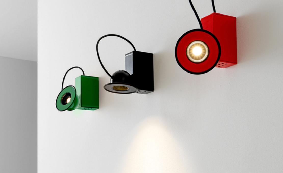 Настенный светильник от фабрики Stilnovo модель Minibox Red