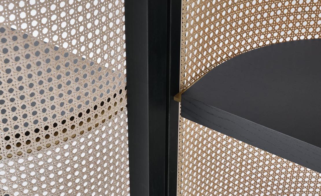 Книжный стеллаж от фабрики Black Tie модель Itoku Vienna Straw