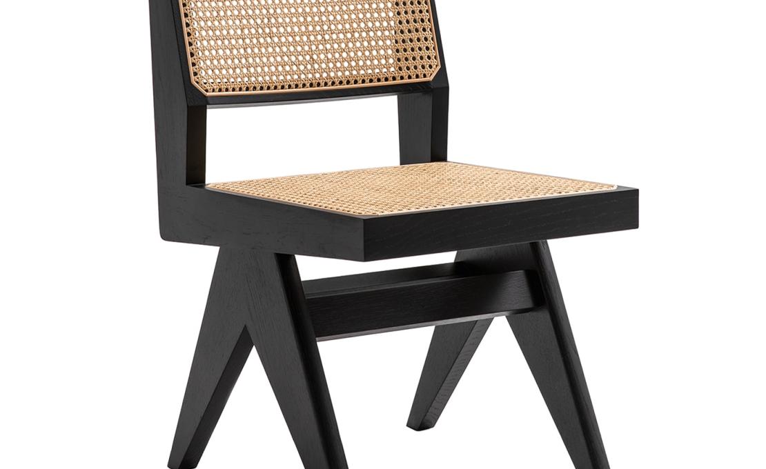 Стул от фабрики Cassina модель Capitol Complex Hommage à Pierre Jeanneret