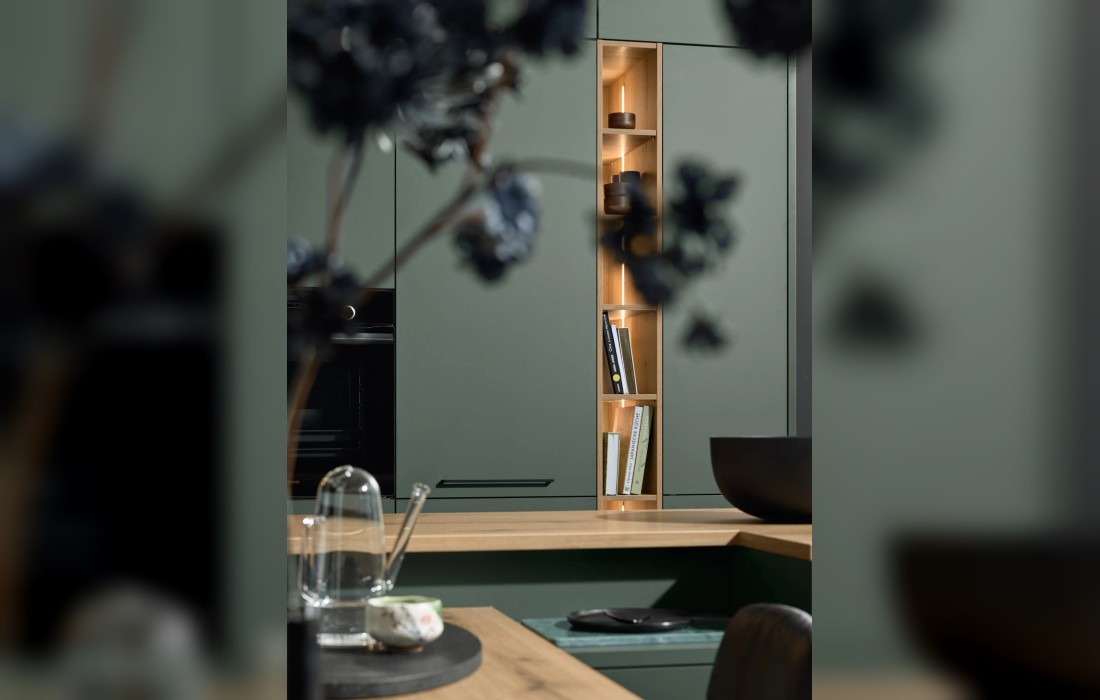Кухня MANHATTAN UNI BLACK GREEN от Nolte: стиль и природная гармония