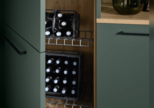 Кухня MANHATTAN UNI BLACK GREEN от Nolte: стиль и природная гармония