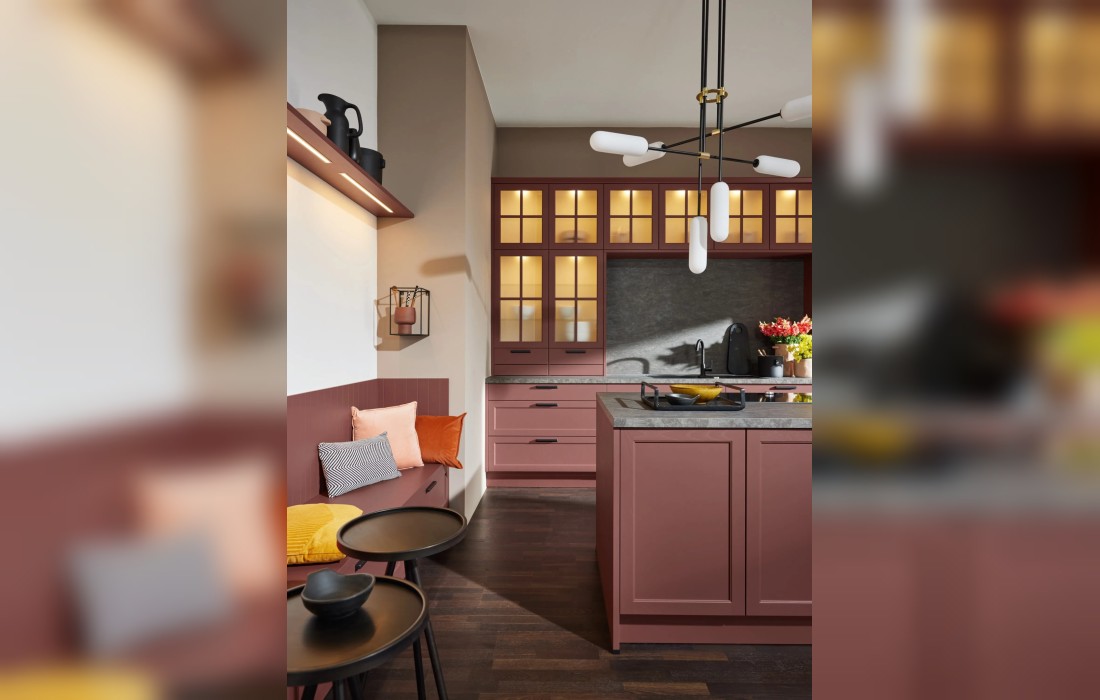 Кухня LUGANO LACK HENNA от Nolte: стиль кантри с оттенком хны