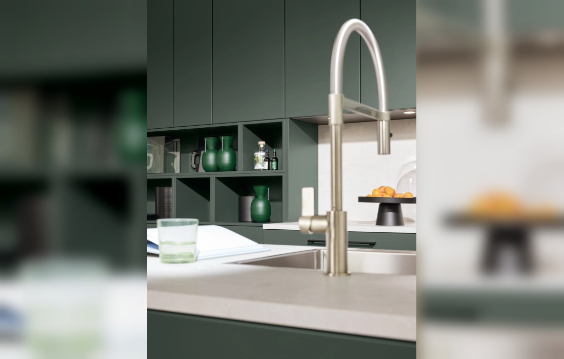 Кухня FRAME LACK/SOFT LACK BLACK GREEN от Nolte: стиль и современность
