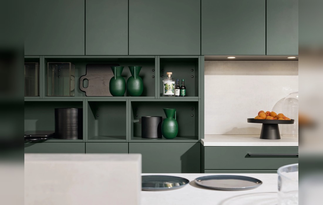 Кухня FRAME LACK/SOFT LACK BLACK GREEN от Nolte: стиль и современность