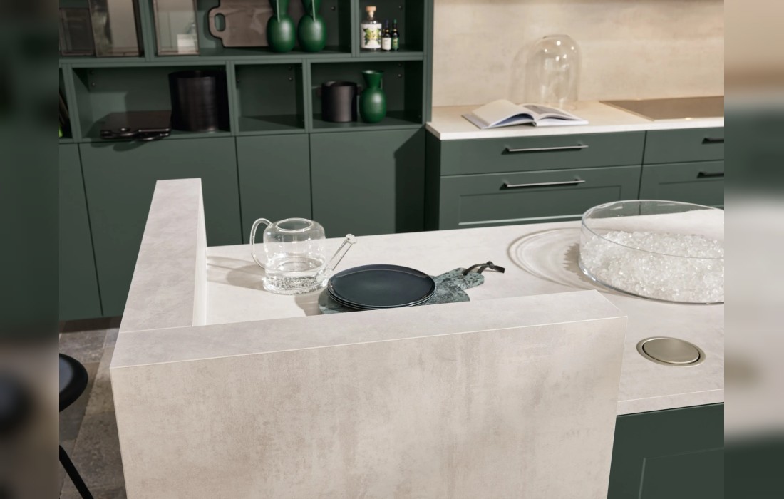 Кухня FRAME LACK/SOFT LACK BLACK GREEN от Nolte: стиль и современность