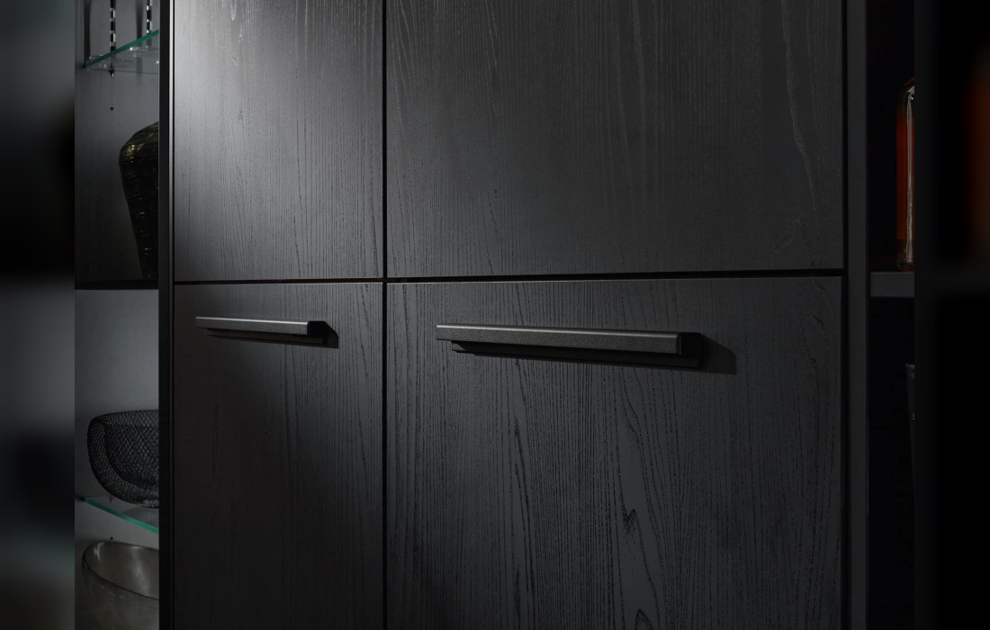 Кухня MANHATTAN OAK NERO от Nolte: элегантность и стиль
