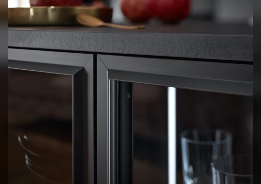 Кухня MANHATTAN OAK NERO от Nolte: элегантность и стиль