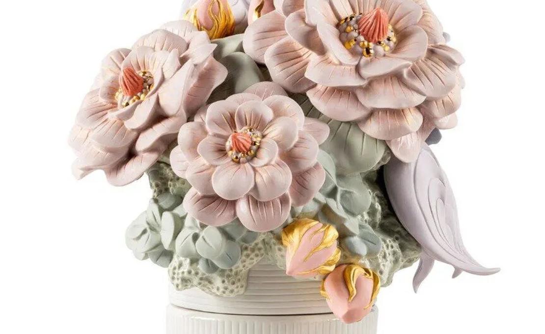 Ваза фарфоровая скульптура Flowers Pink от фабрики Lladro