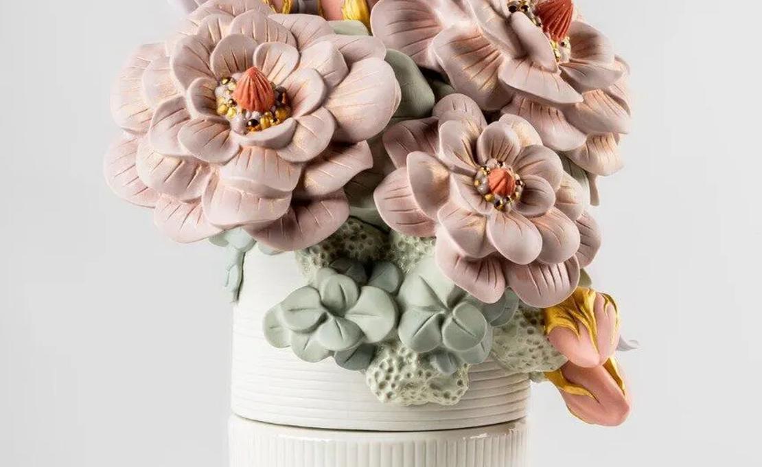 Ваза фарфоровая скульптура Flowers Pink от фабрики Lladro