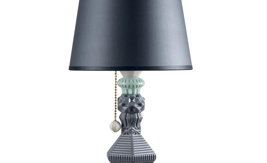 Настольная лампа коллекция Belle de Nuit от Lladro