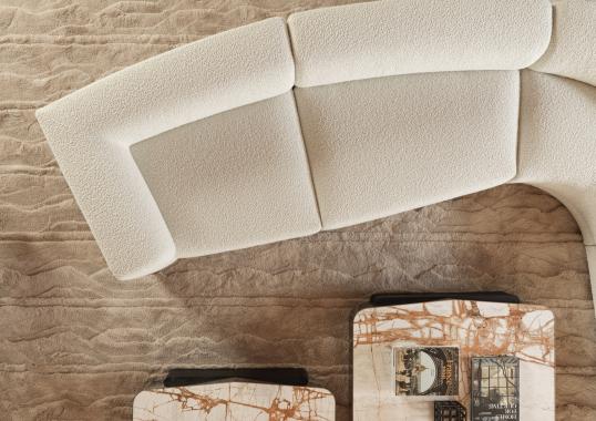 Диван Emile от дизайнера Christophe Delcourt от фабрики Molteni&C