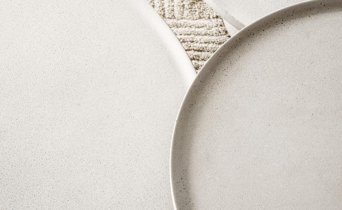 Журнальный стол Louisa от Molteni - дизайн Винсента Ван Дюйсена