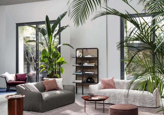 Двухместный диван Saia фабрики Gervasoni - дизайнер Давид Лопес Кинкокес