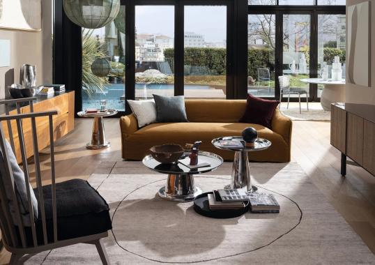 Двухместный диван Saia фабрики Gervasoni - дизайнер Давид Лопес Кинкокес