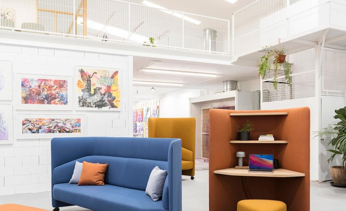 Офисный диван модель In Out от Andreu World