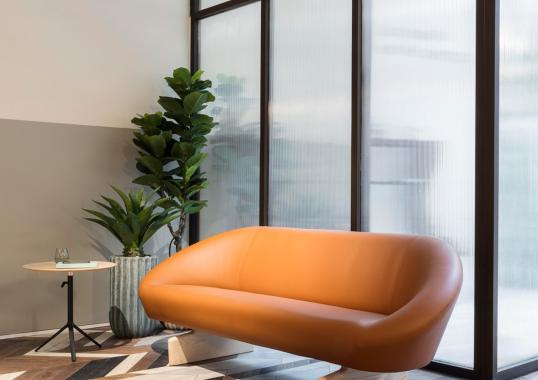 Диван Giro Soft от фабрики Andreu World image 1