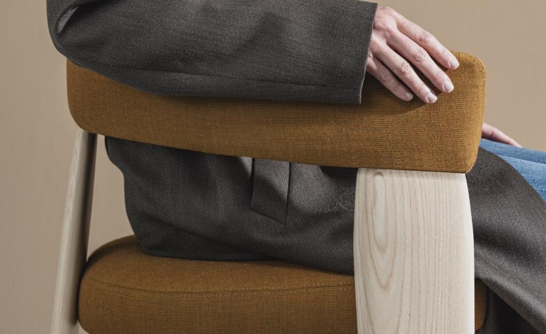 Стул модель Oru от фабрики Andreu World