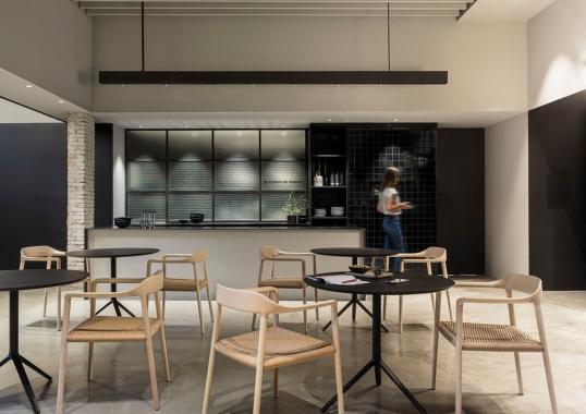 Стул Liceo от фабрики Andreu World image 4