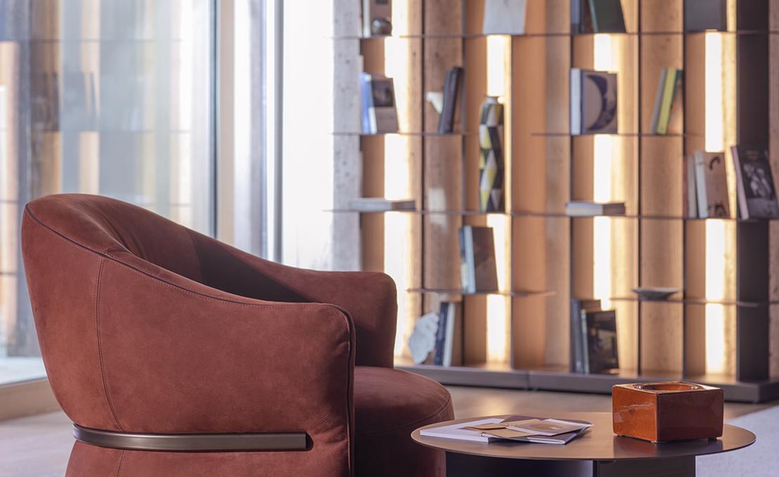 Кресло Madame Butterfly от фабрики Flou