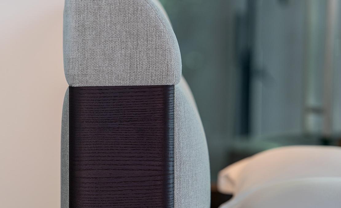 Кровать модель Elia от фабрики Flou