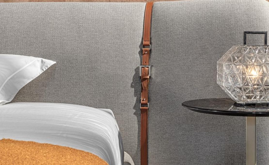 Кровать модель Anfiteatro от фабрики Meroni Colzani