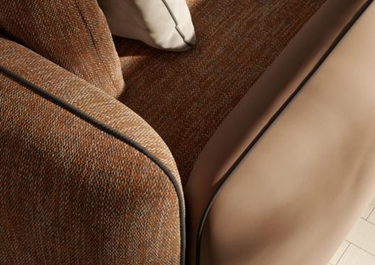 Диван модель Monza от фабрики Meroni Colzani