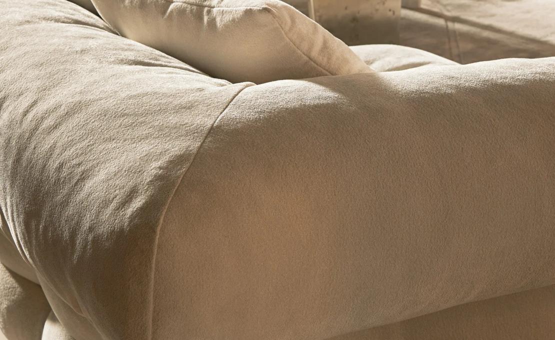 Диван модель Walker от фабрики Ipe Cavalli Visionnaire