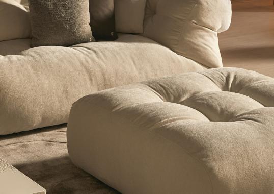 Диван модель Walker от фабрики Ipe Cavalli Visionnaire