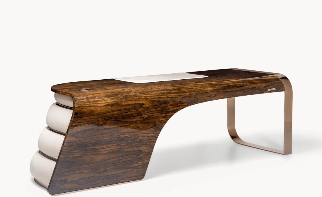 Письменный стол модель Arrakis от фабрики Ipe Cavalli Visionnaire