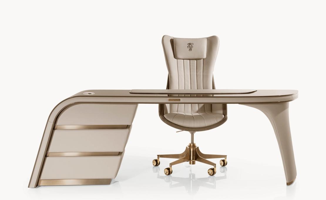 Письменный стол модель Ambassador от фабрики Ipe Cavalli Visionnaire