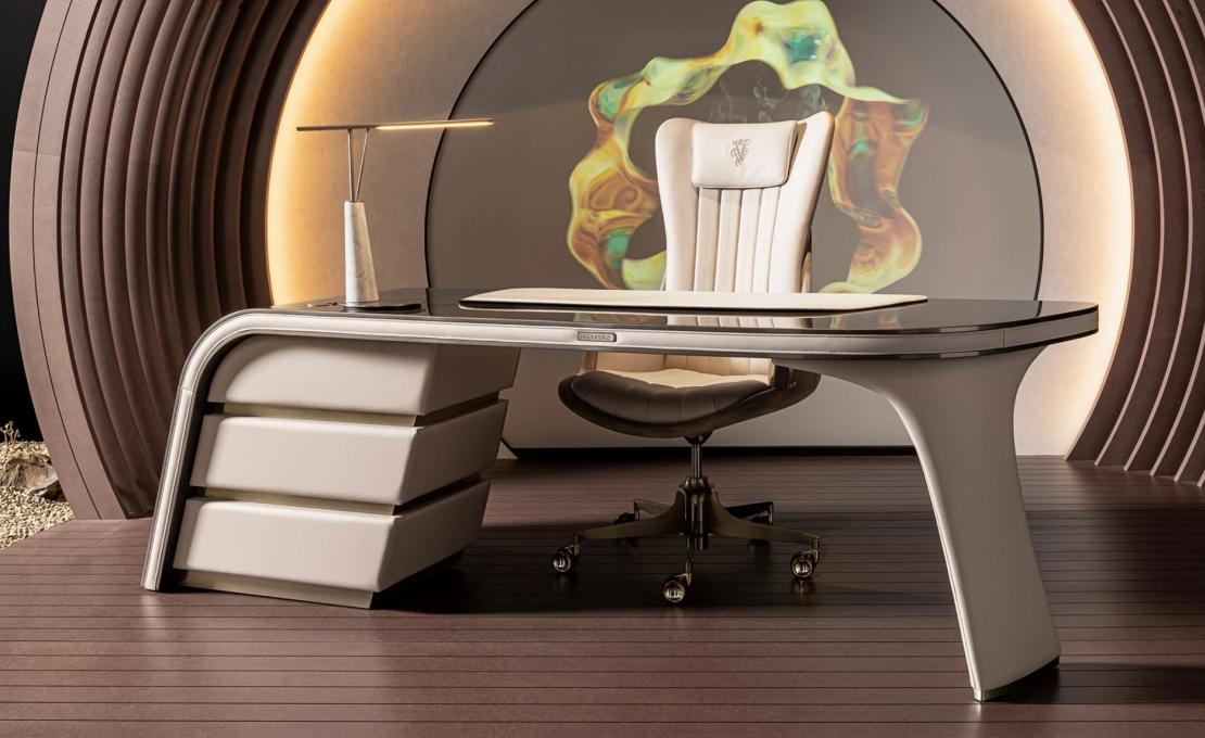 Письменный стол модель Ambassador от фабрики Ipe Cavalli Visionnaire