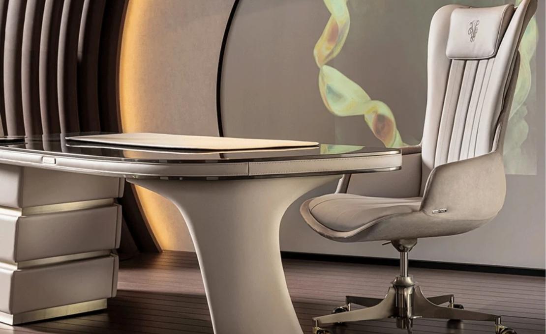 Письменный стол модель Ambassador от фабрики Ipe Cavalli Visionnaire