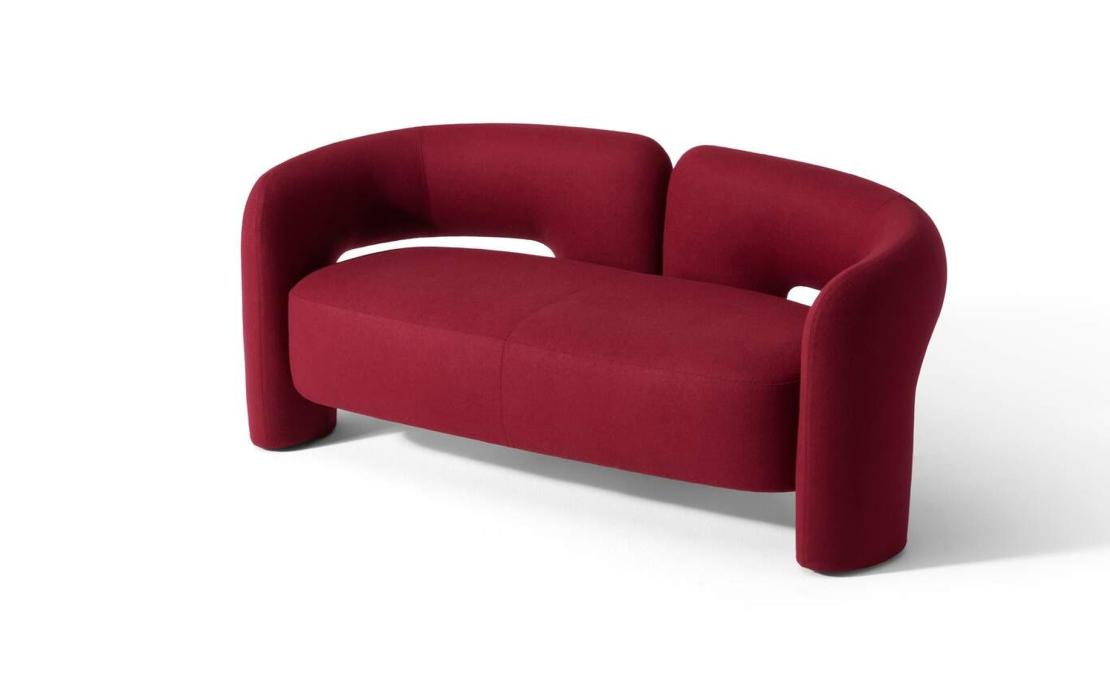 Диван Dudet фабрики Cassina — дизайн Патрисии Уркиолы