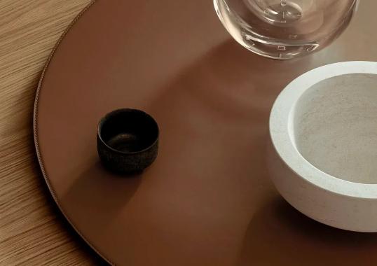 Стол круглый ENN от фабрики Flexform