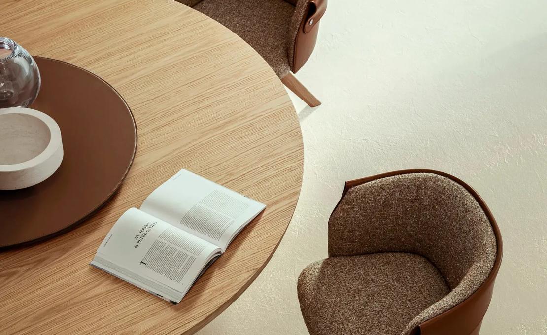 Стул‑кресло модель Ozzy от фабрики Flexform