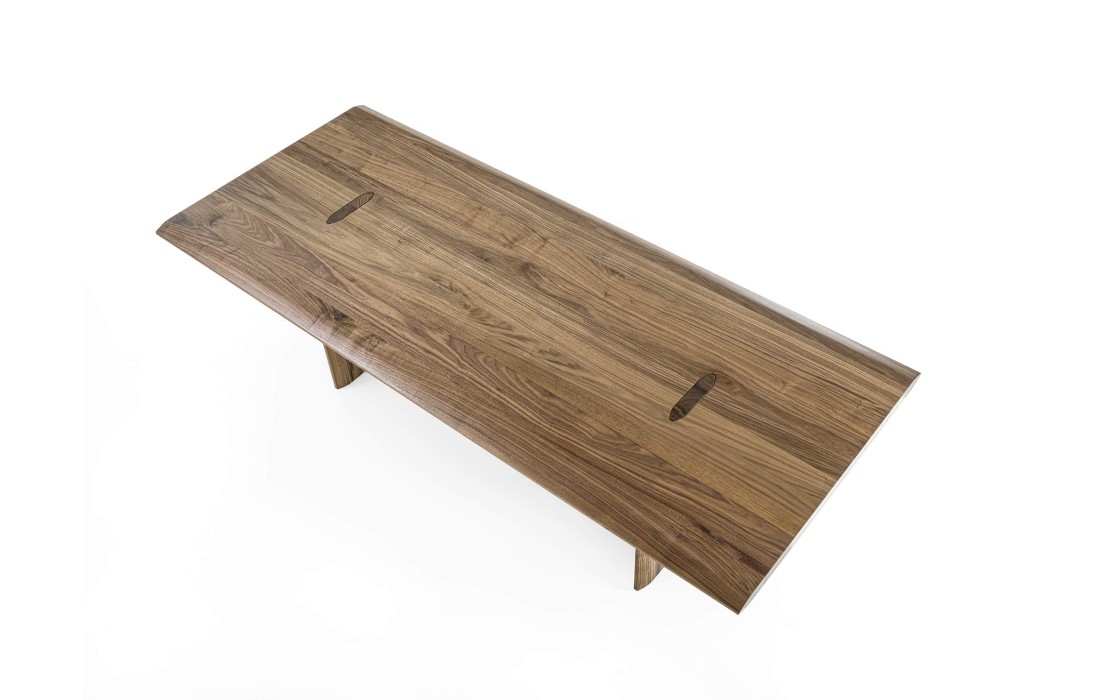 Стол обеденный модель INCASTRO от Riva 1920 — дизайн Authentic Design