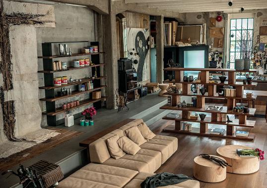 Диван FUR NATURE от Riva 1920 — дизайнер Джейми Дьюри